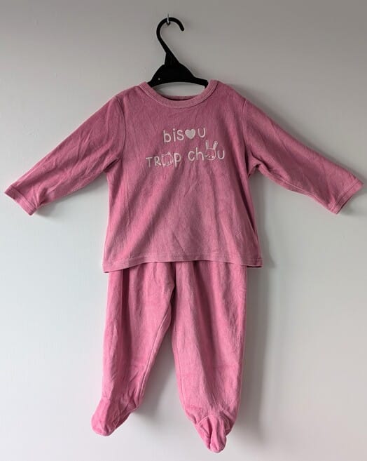 Pyjama deux pièces rose, Mots d'enfants