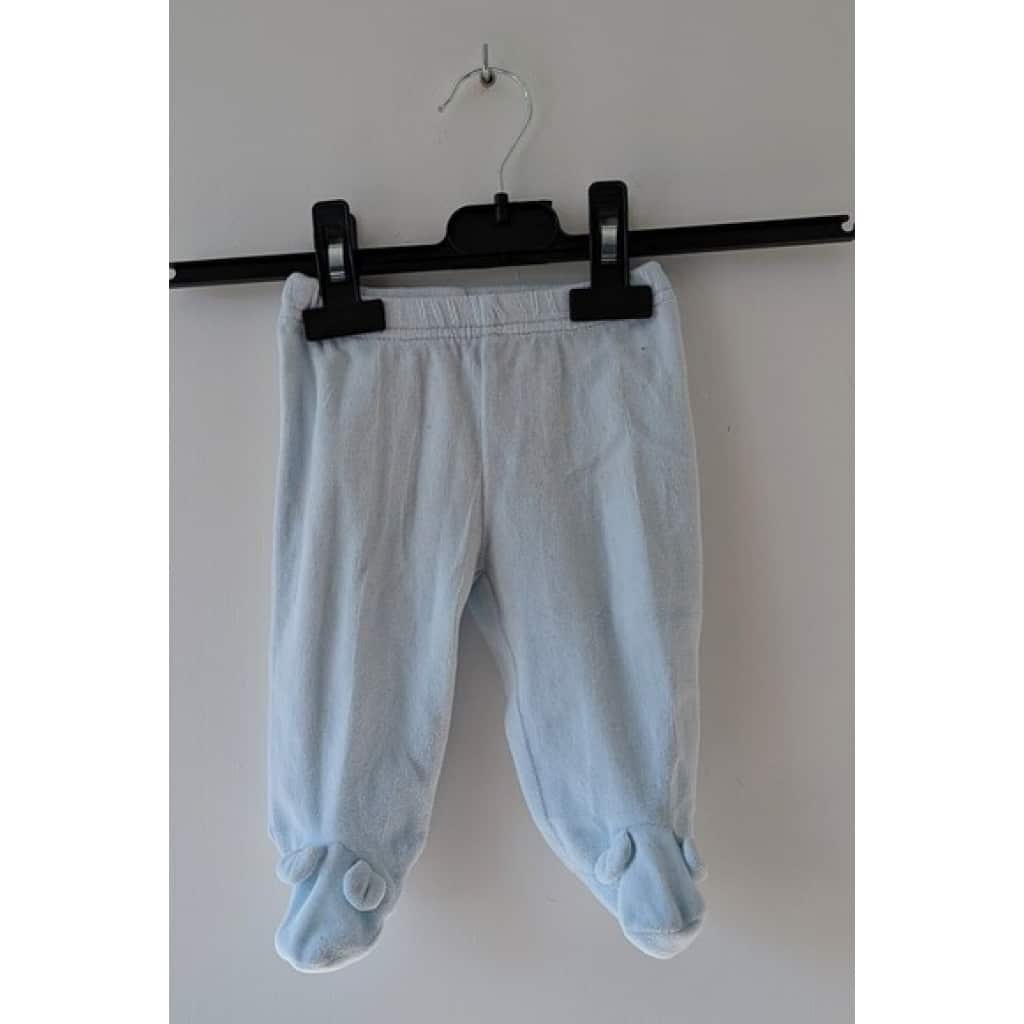 Bas de pyjama bleu, In Extenso