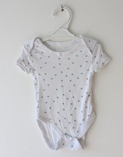 Body blanc / étoiles