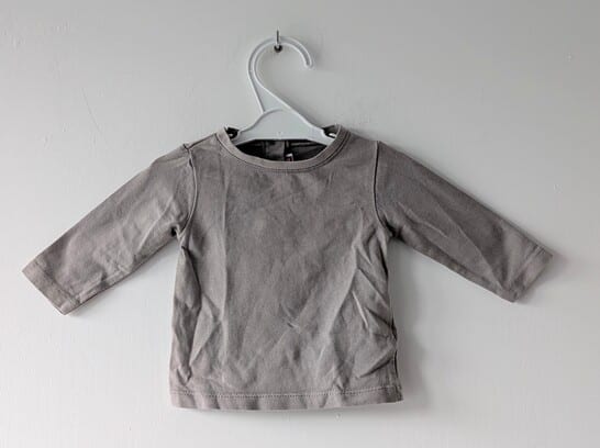 Haut gris, Du pareil au même