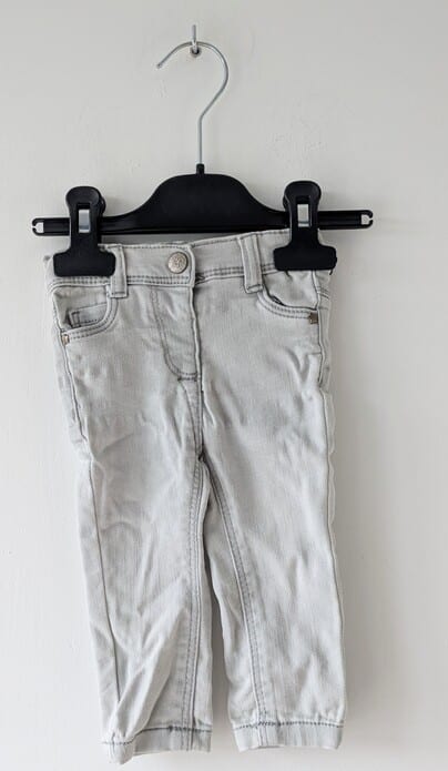 Jean gris clair, Tape à l'œil