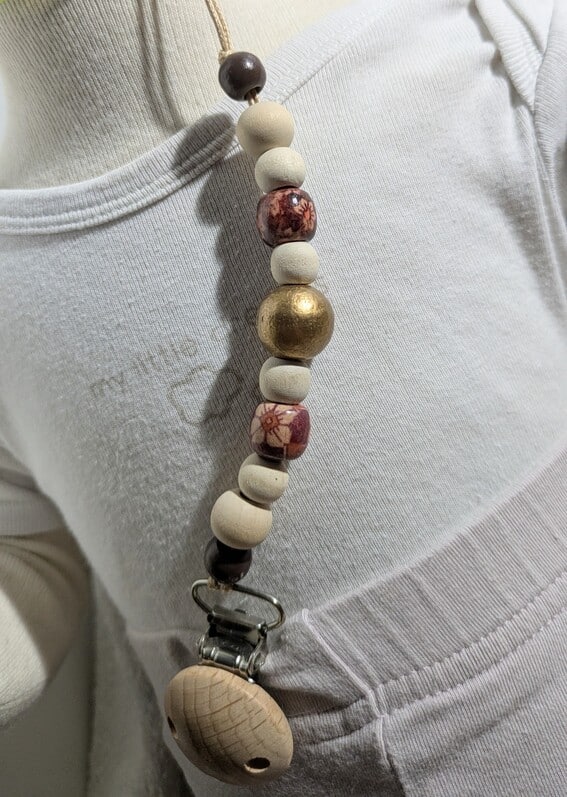 Attache tétine, doré & brun