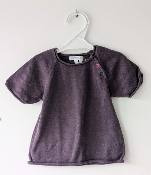 T-shirt violet, In Extenso