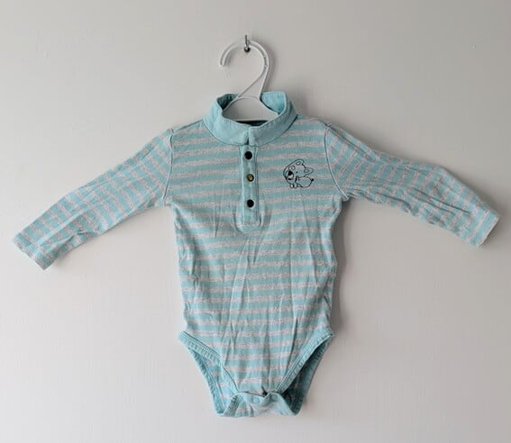 Body rayé bleu & gris, Du pareil au même