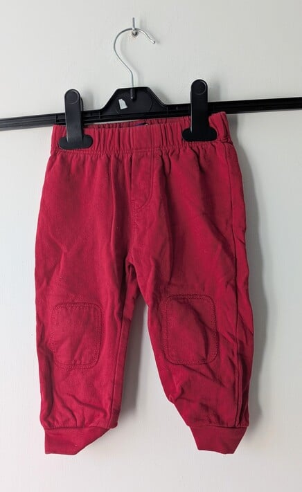 Bas de survêtement rouge, Terre de marins