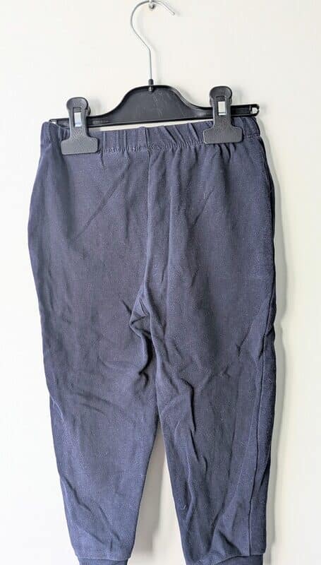 Bas bleu marine, Lupilu