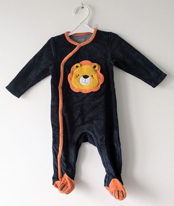 Pyjama motif lion, Orchestra
