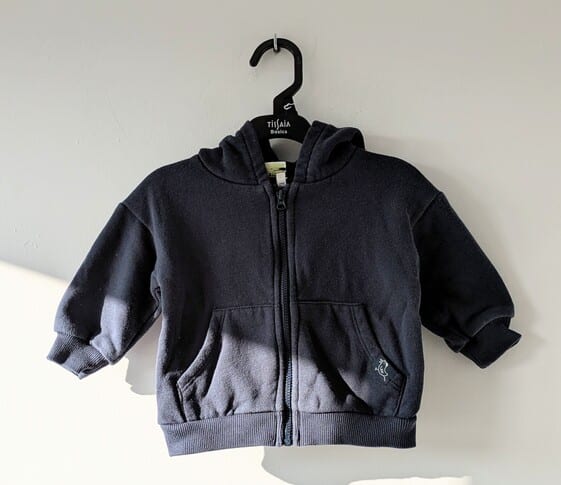 Veste zippée, Tape à l'œil