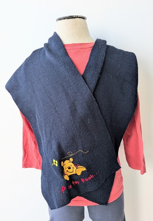 Echarpe bleue marine Winnie, Disney