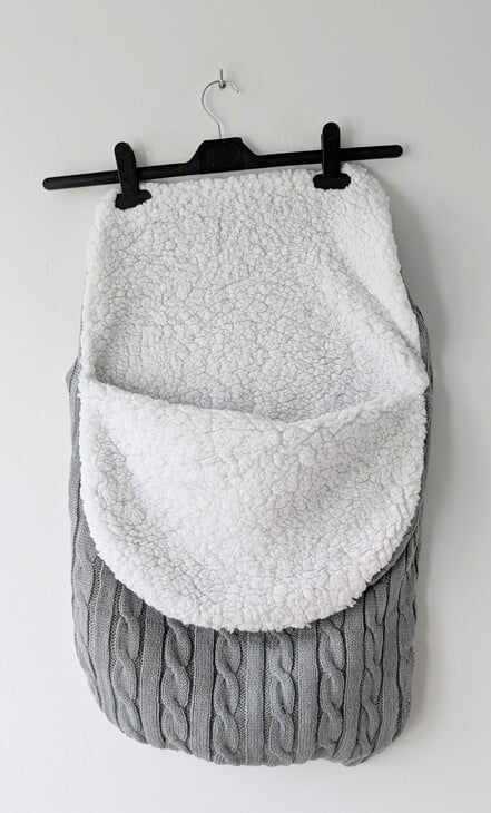 Sac de couchage gris