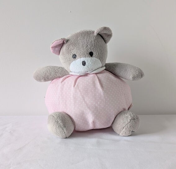 Doudou ours rose