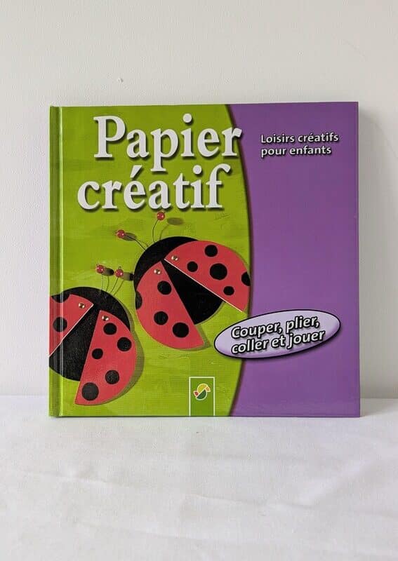 Livre, papier créatif