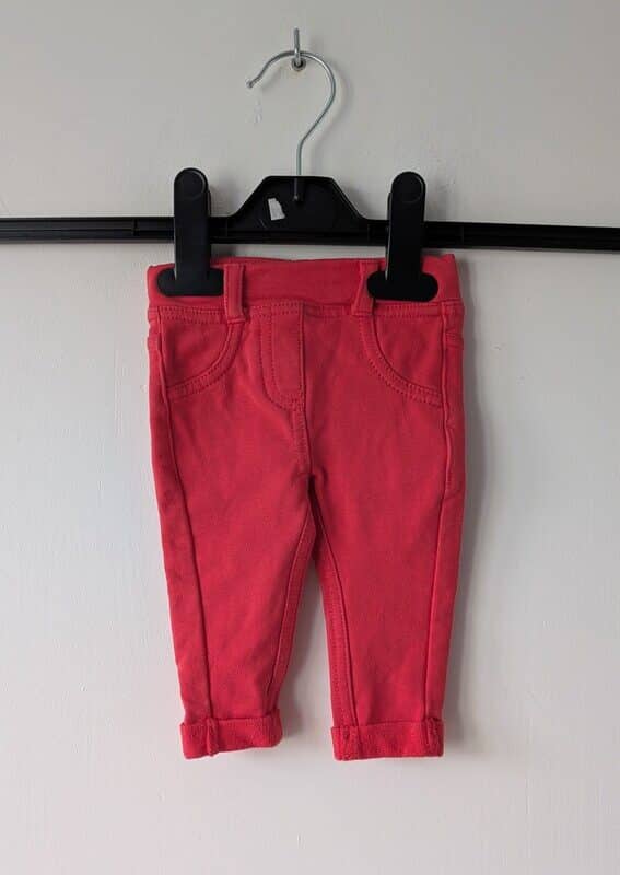 Pantalon fille, Tape à l'œil