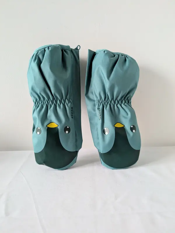 Moufles bleues, Décathlon