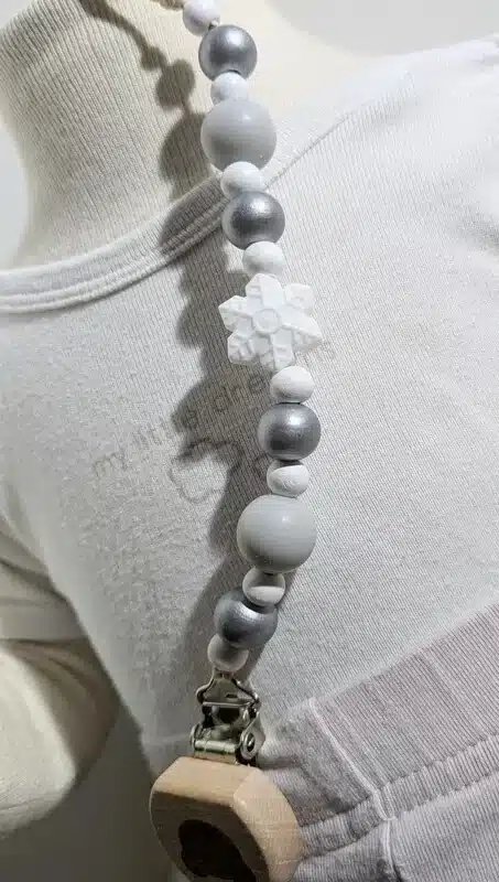 Attache tétine noël, gris & flocon