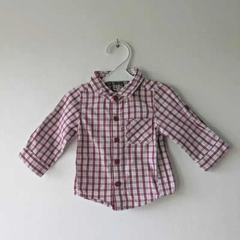 Chemise à carreaux, Tape à l'œil