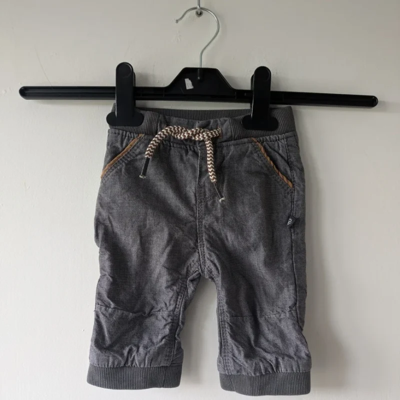 Pantalon à carreaux, Obaibi