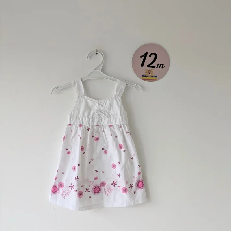 Robe blanche d'été