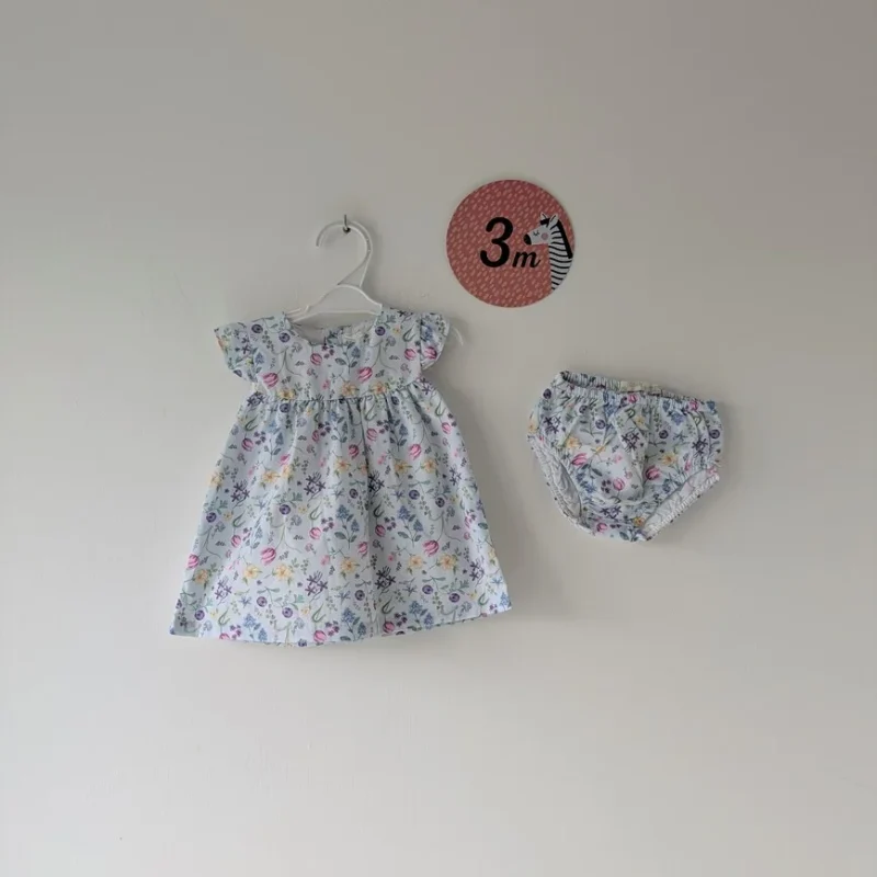 Ensemble robe et culotte fleuries