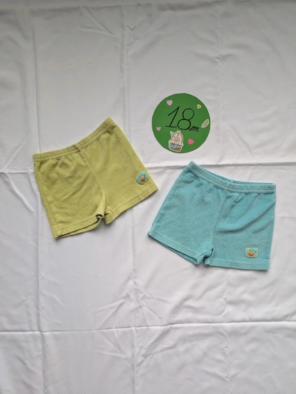 Lot deux short vert & bleu