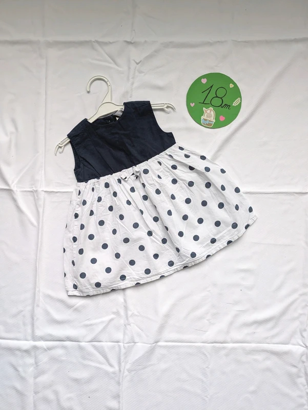 Robe à pois, bleu marine