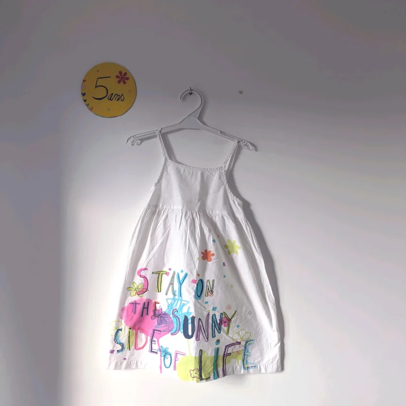 Robe blanche d'été
