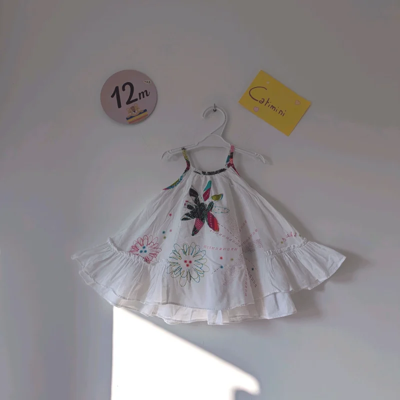 Robe blanche, Catimini
