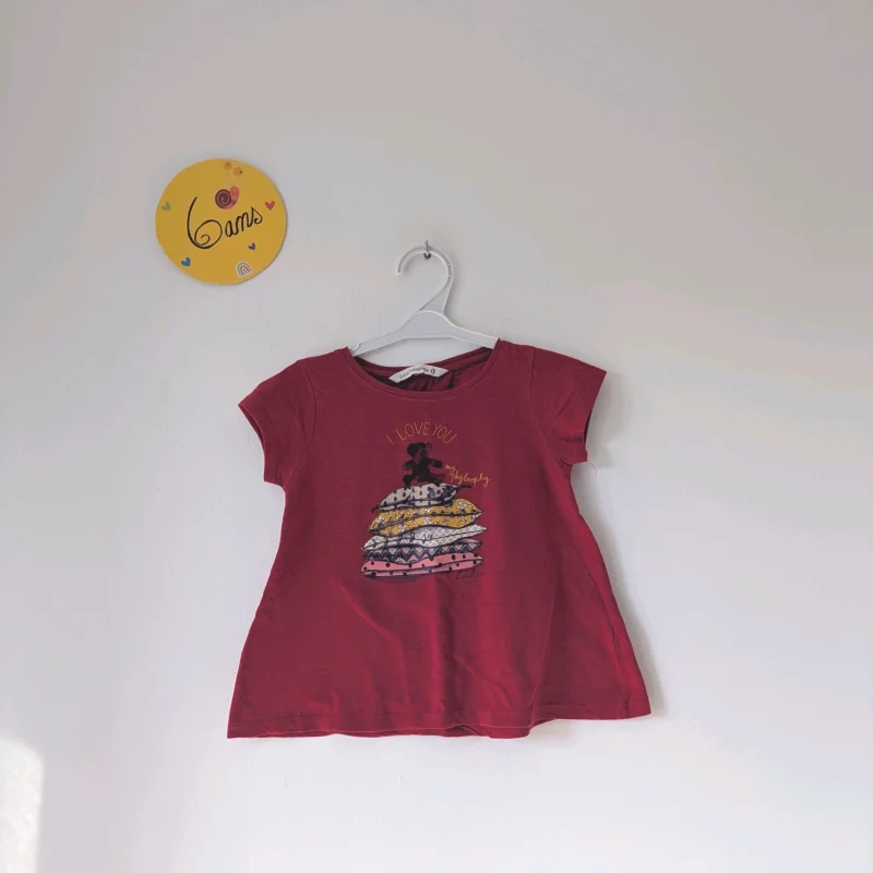 T-shirt rouge, Lulu Castagnette