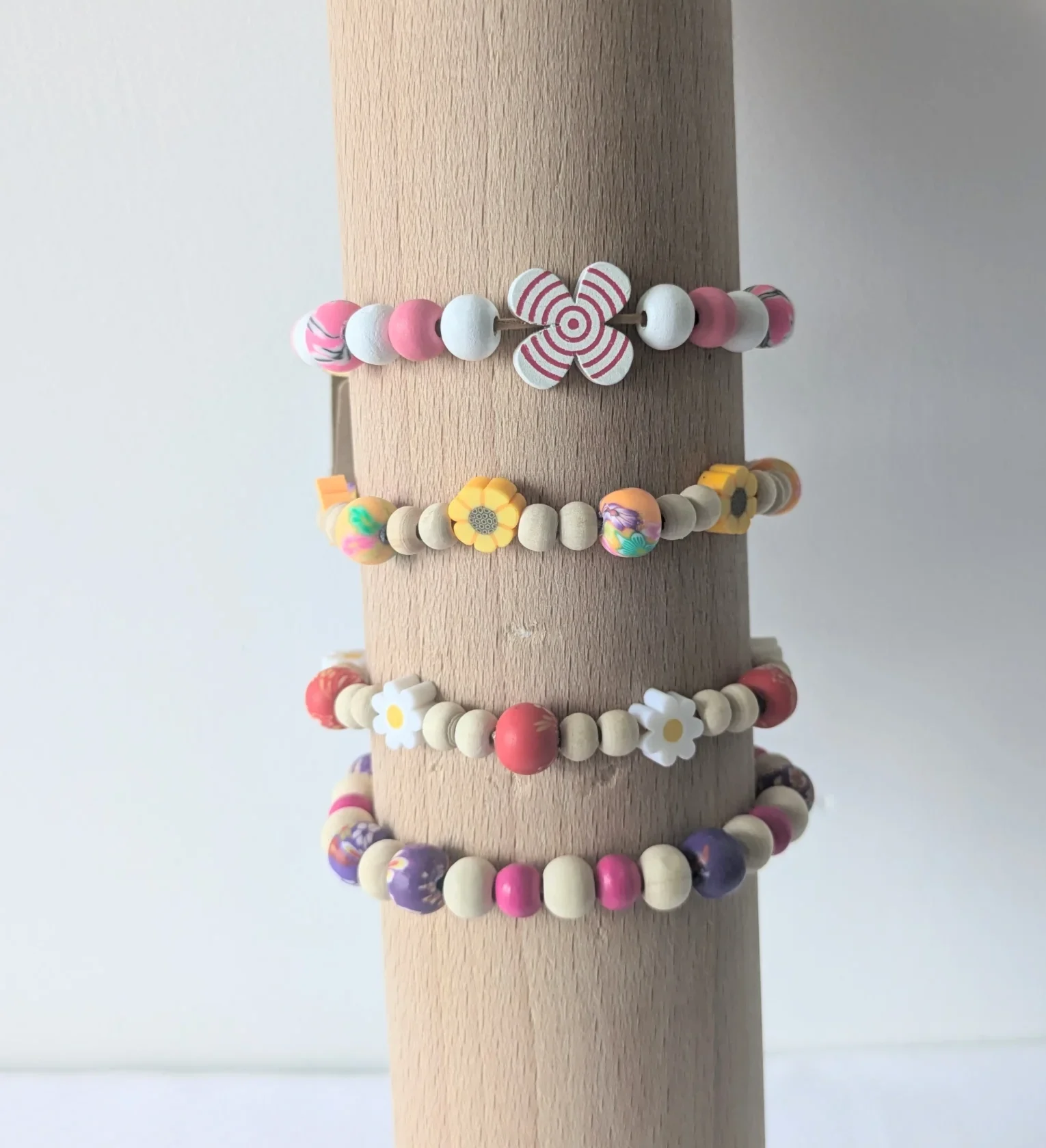 Bracelet réglable perles imprimées, taille S/M