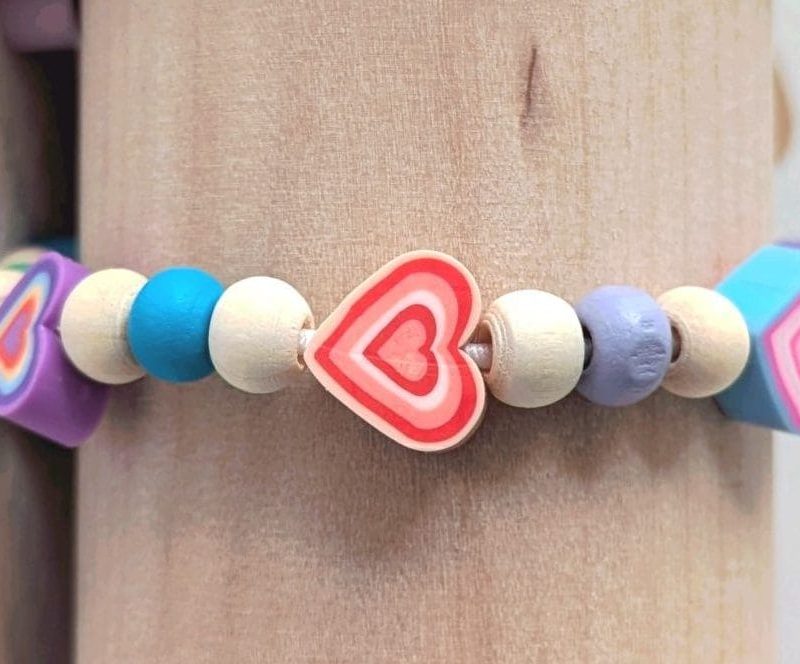 Bracelet élastique cœurs, taille enfant