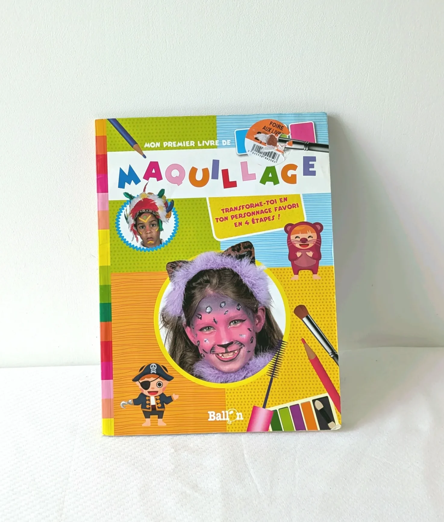 Livre d' activités : Maquillage "