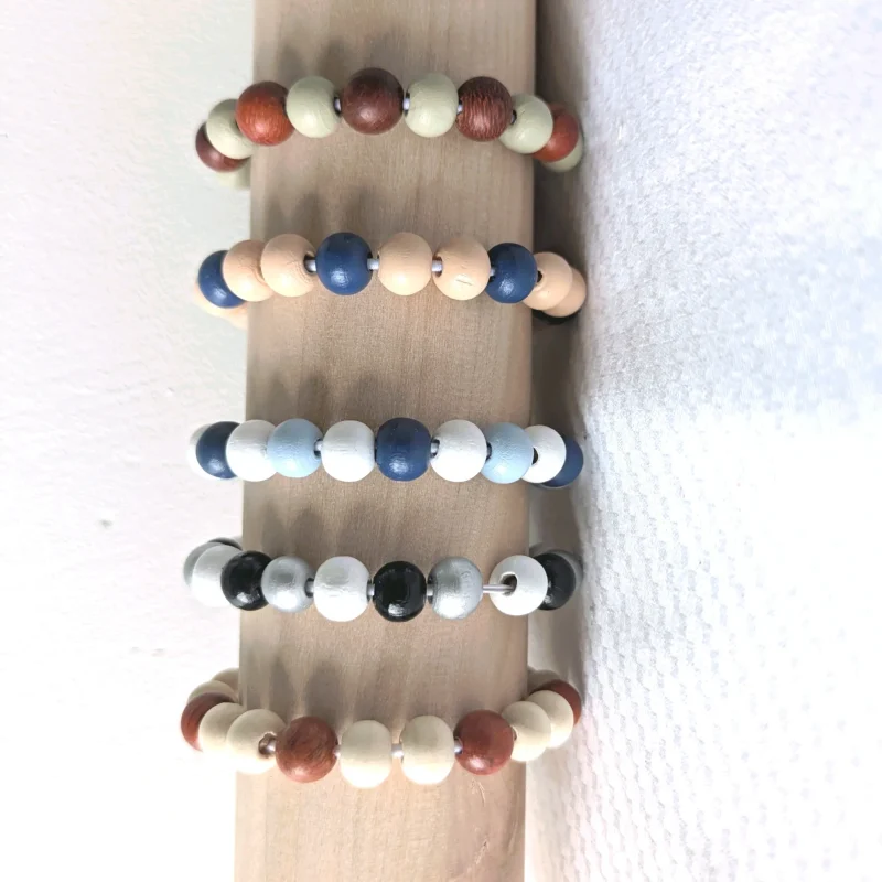 Bracelet élastique perles , taille 3-5 ans
