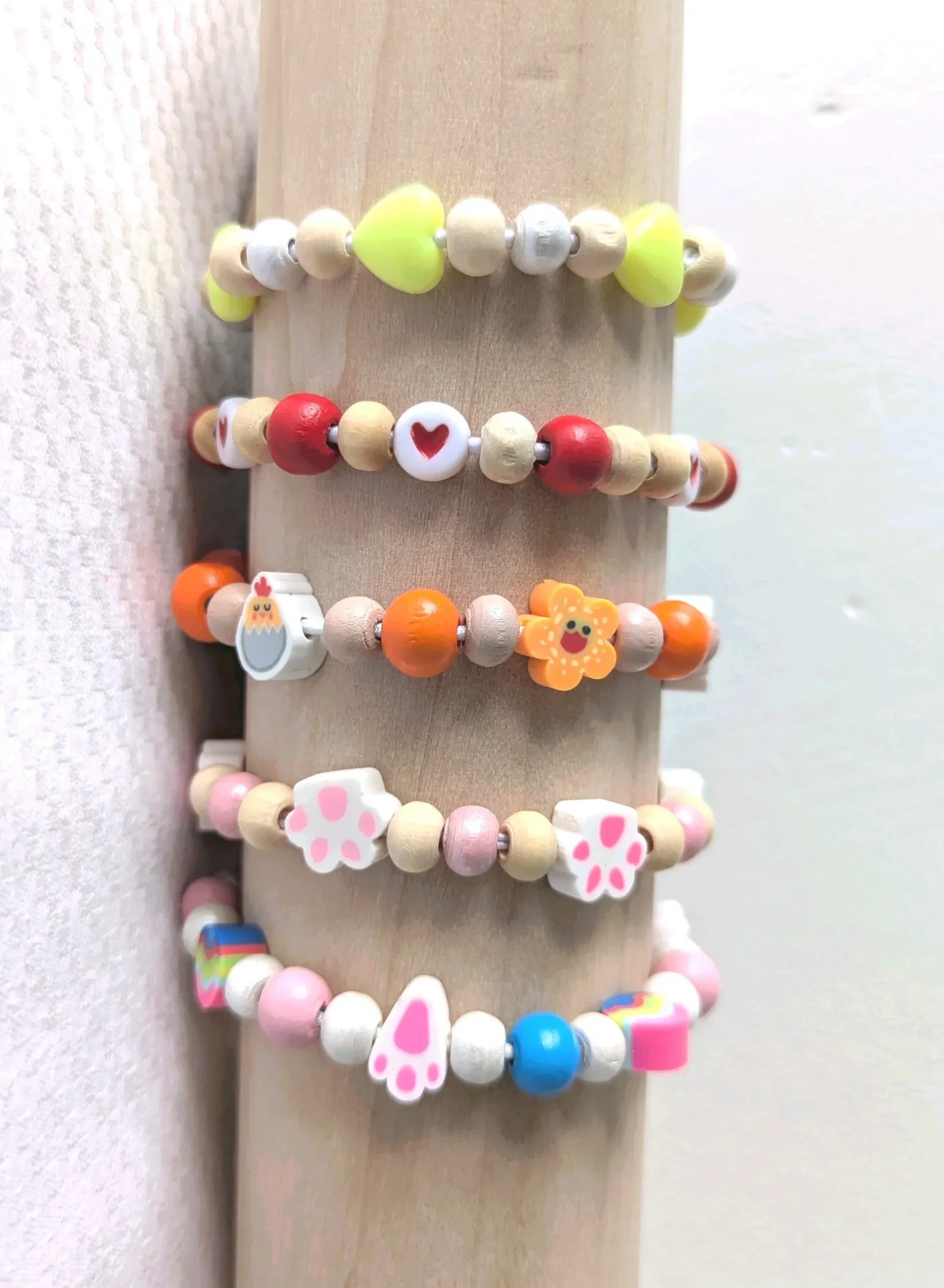 Bracelet élastique colorés , taille 3-5 ans