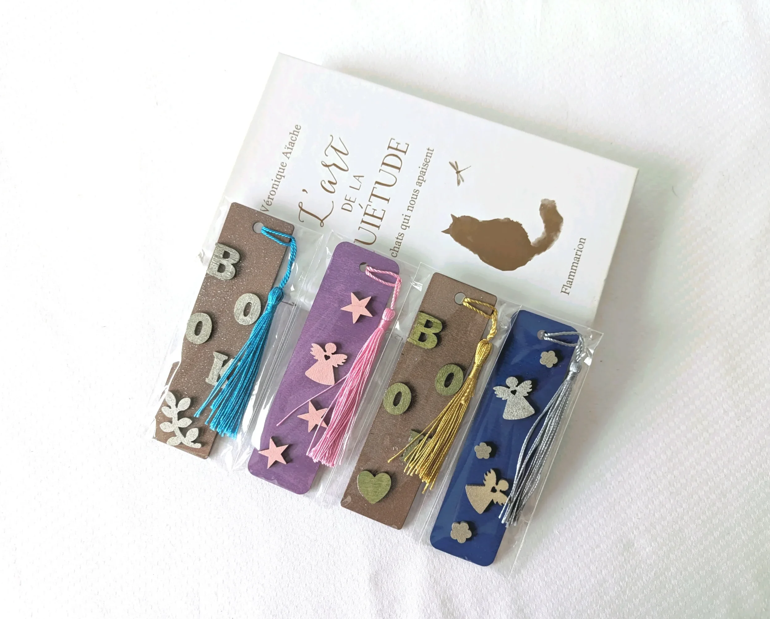 Marque page, motif "Book" & ange
