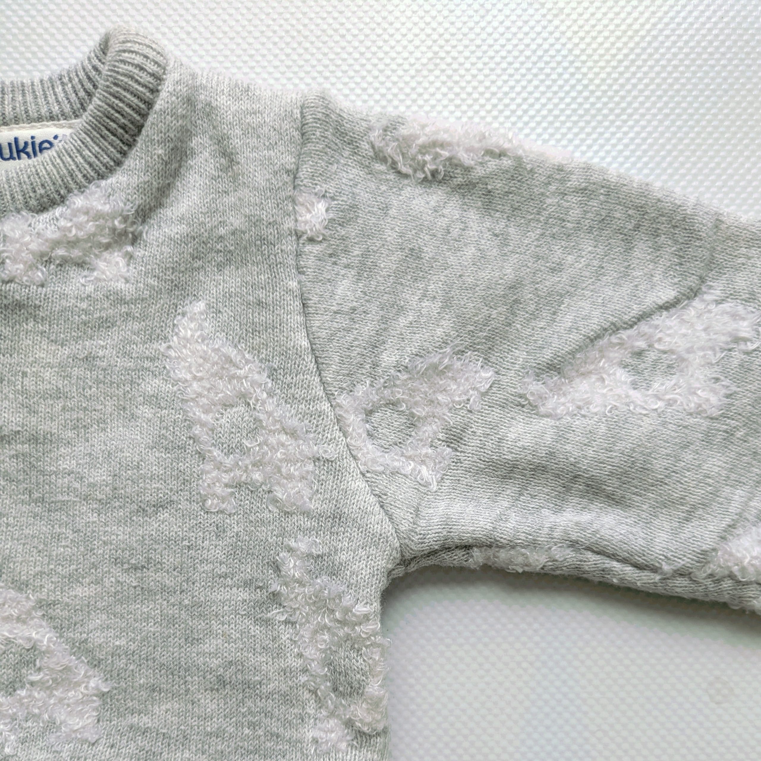 Robe fourrée grise – Image 3