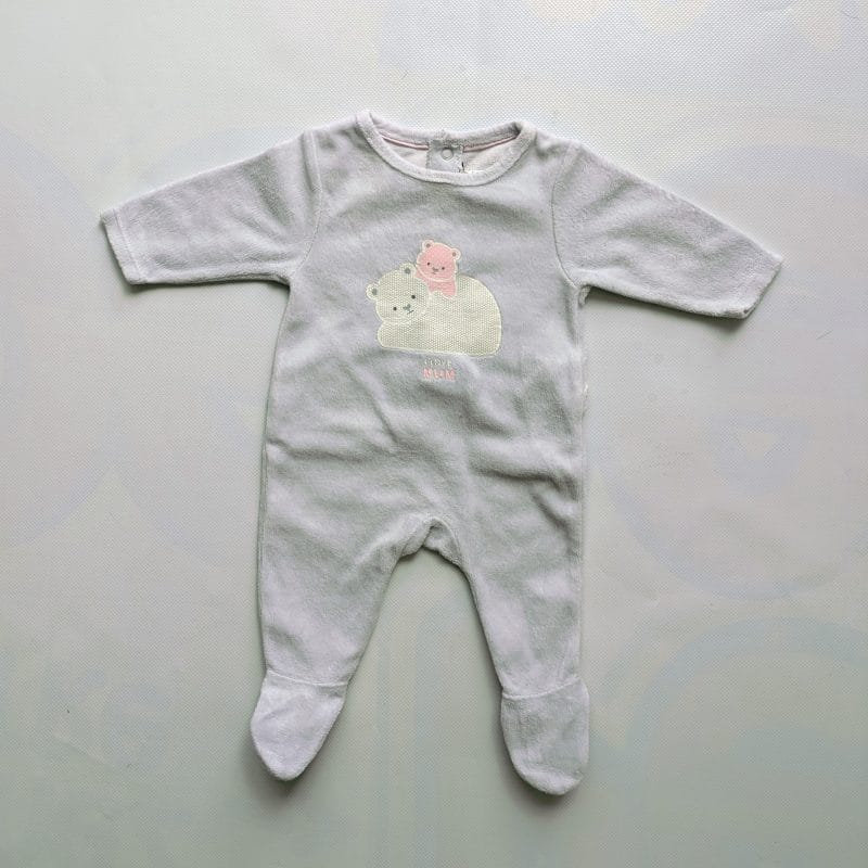 Pyjama gris, Obaibi