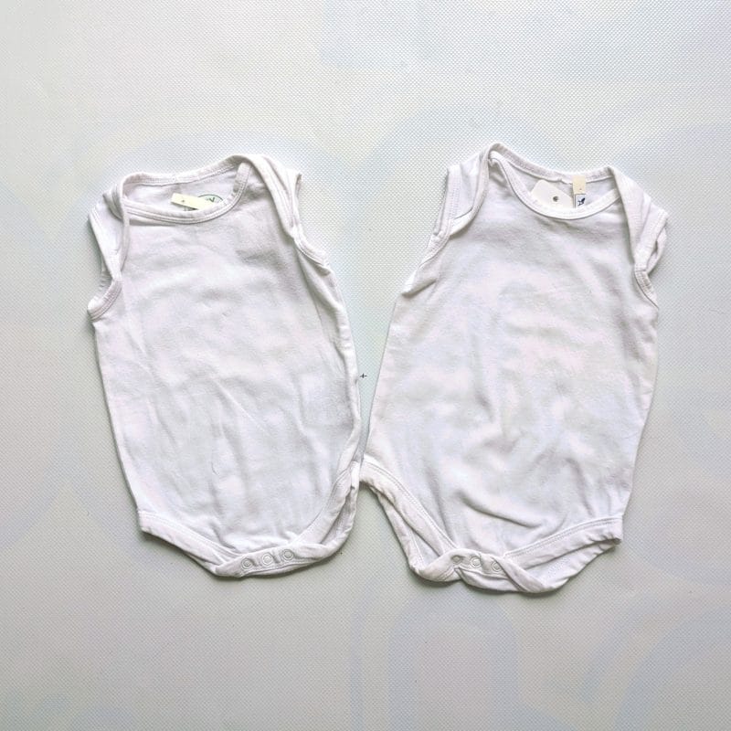 Lot deux bodies blancs