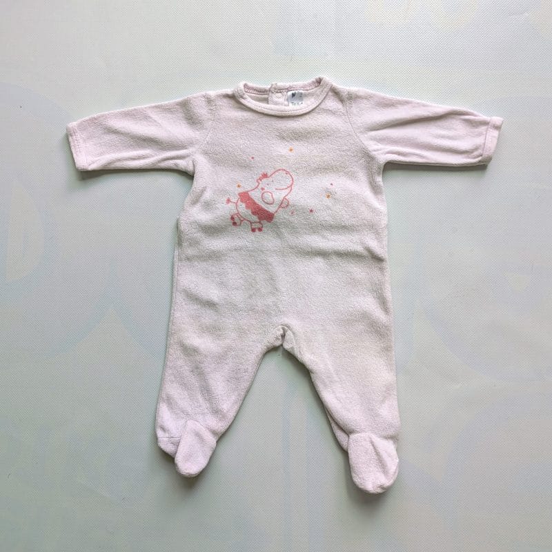 Pyjama pâle rose, Tex